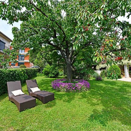 Apartment Slavica Vrvari Пореч Екстер'єр фото