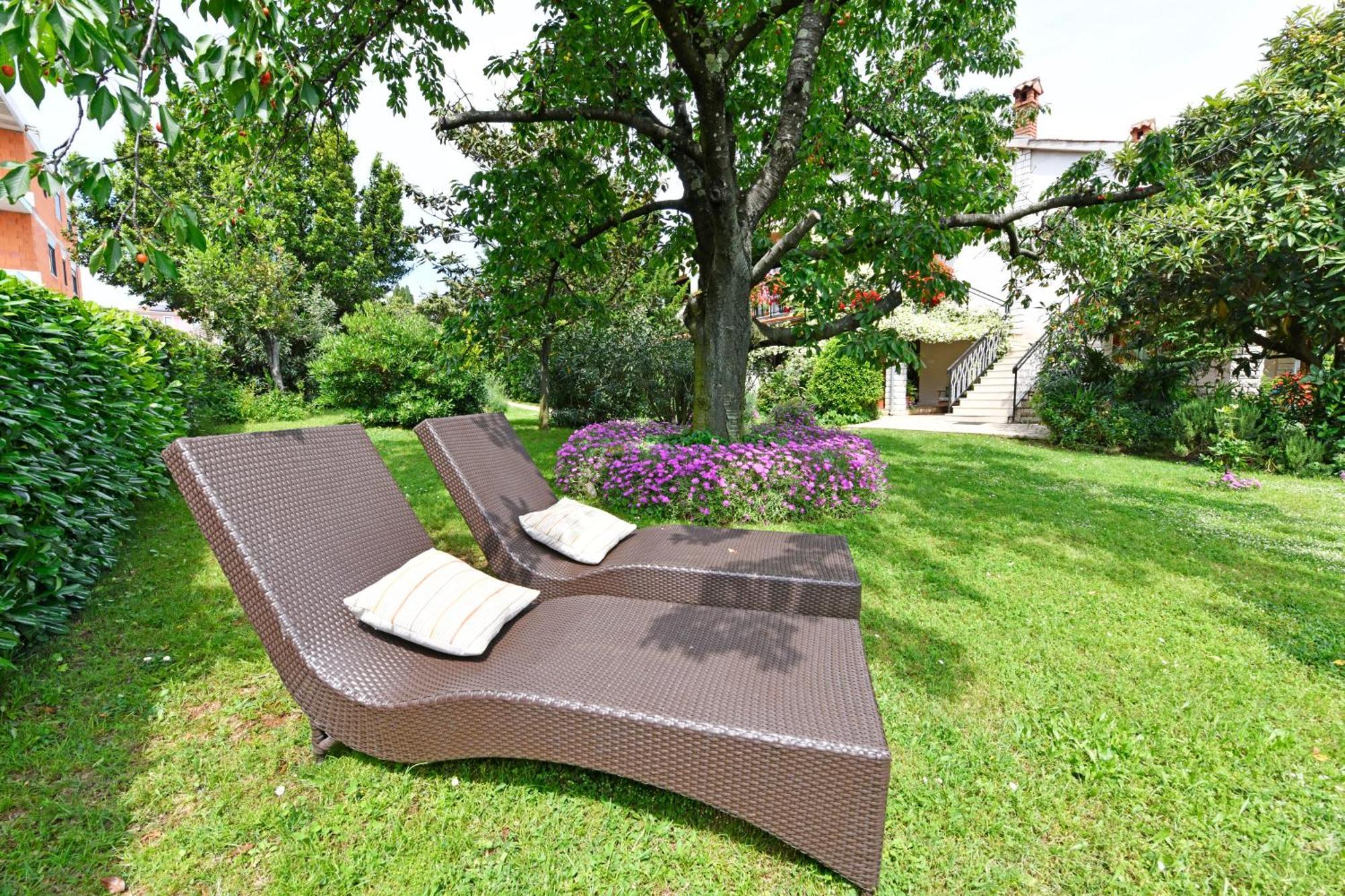 Apartment Slavica Vrvari Пореч Екстер'єр фото