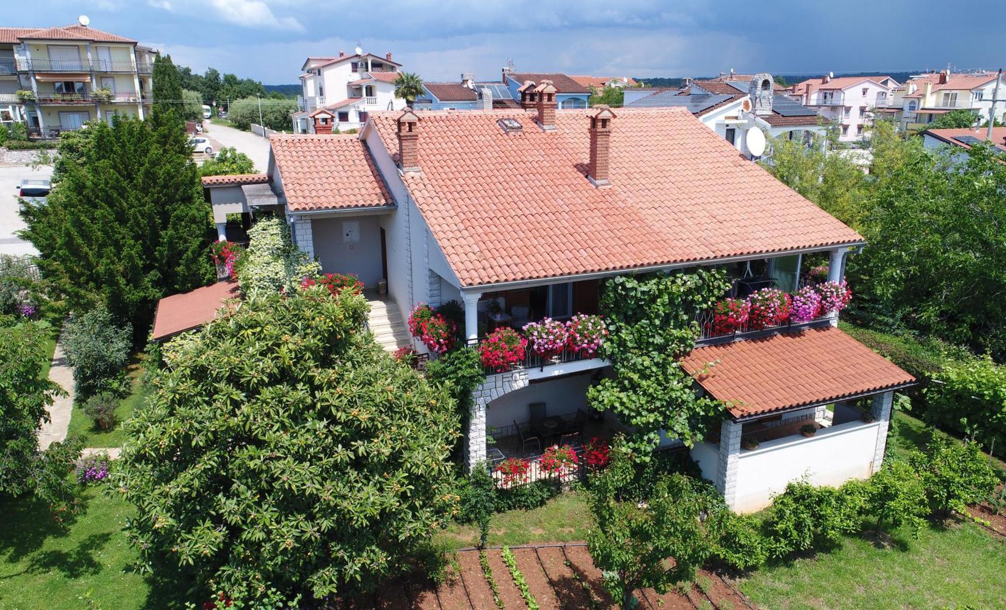 Apartment Slavica Vrvari Пореч Екстер'єр фото